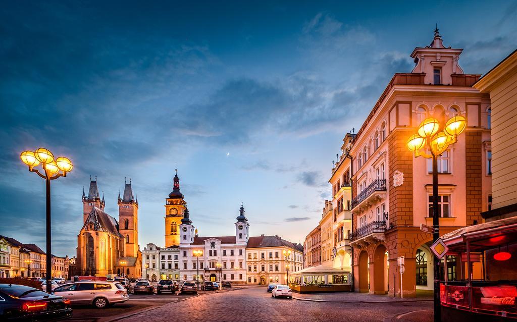 Rooftop Triplex Apartment In Centre Hradec Králové Exterior foto